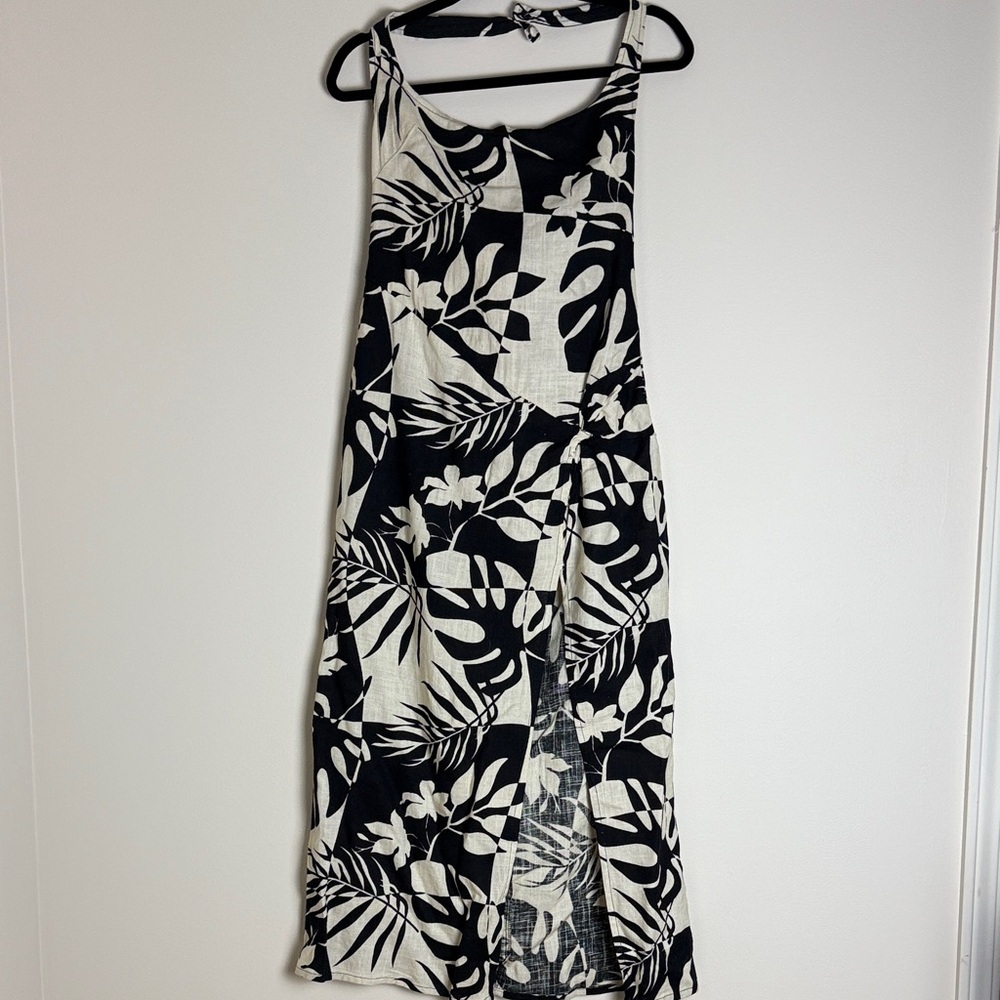 ASOS Women's Black White Floral Halter Maxi Dress Front Slit Size 6